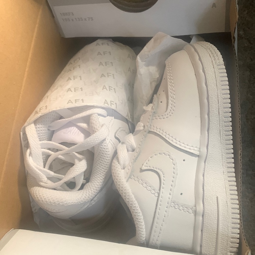 Nike air force 1 toddler size 6c new with box